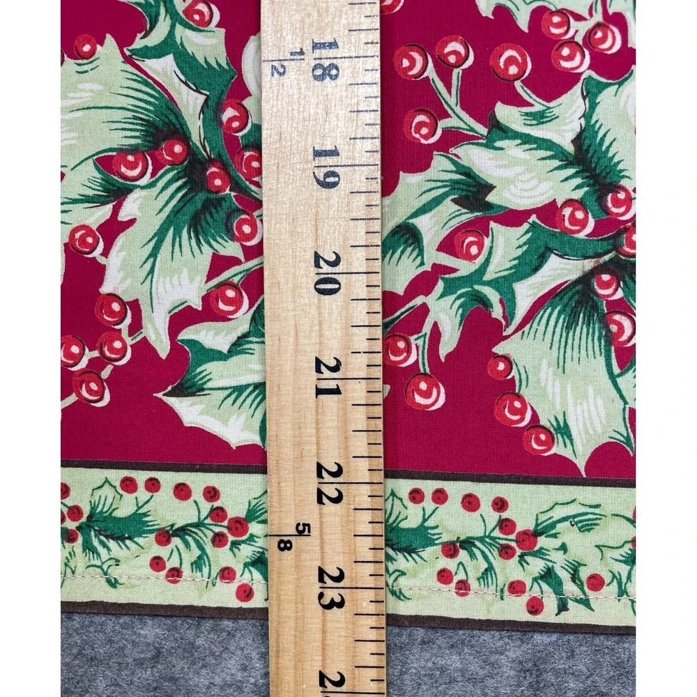 8 Vintage April Cornell Red Holly Berry Napkins 23